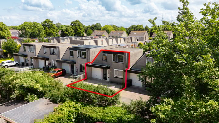 Lelietje-van-Dalenstraat 4 in Almere Foto