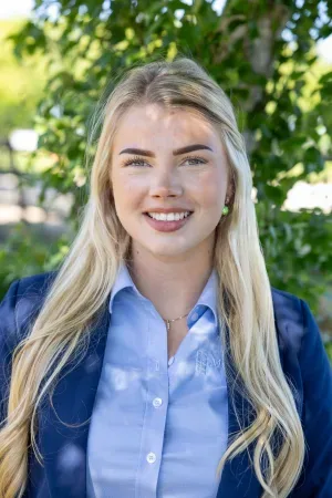 Photo of Leonie Kramer