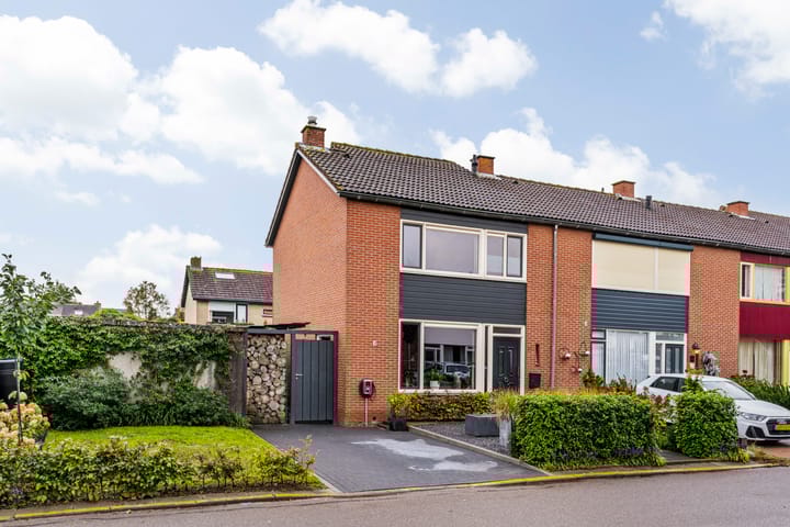 Lepelaarstraat 30 in Maurik photo