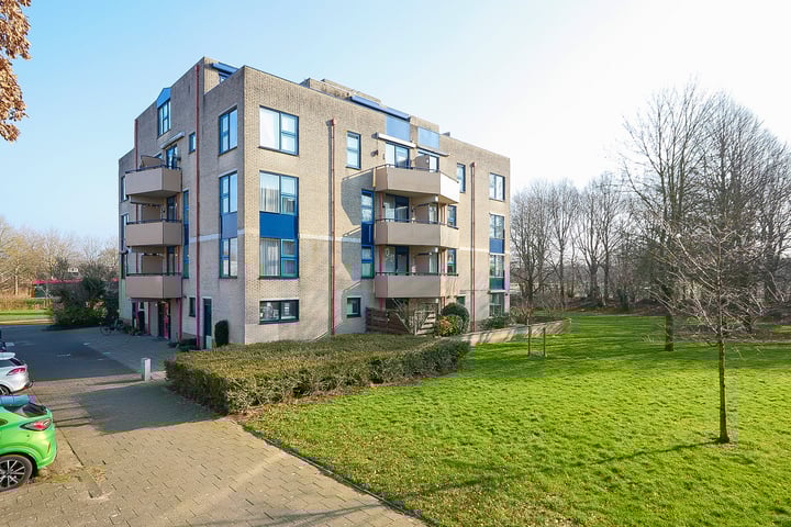 Lettenburg 24 in Hoofddorp photo
