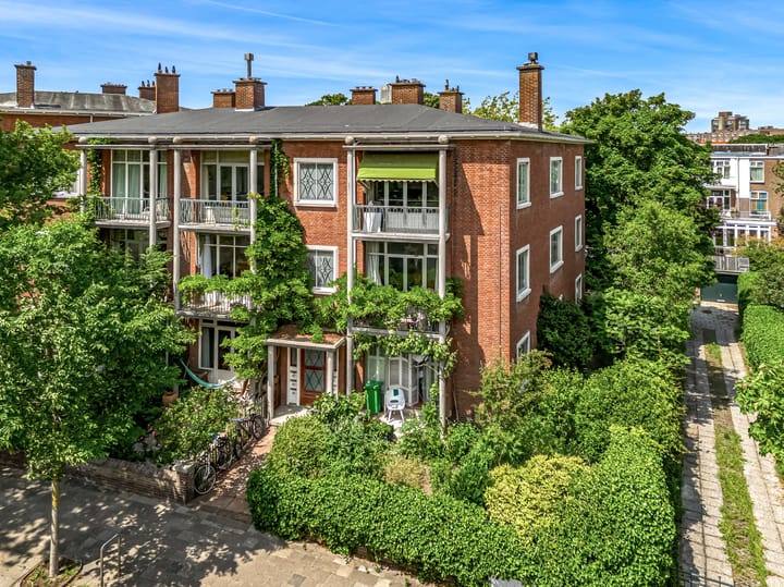 Leuvensestraat 40E en 's-Gravenhage foto