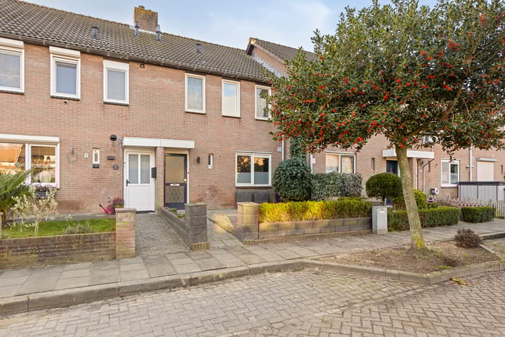 Photo of property Leuvenstraat 14, Oosterland