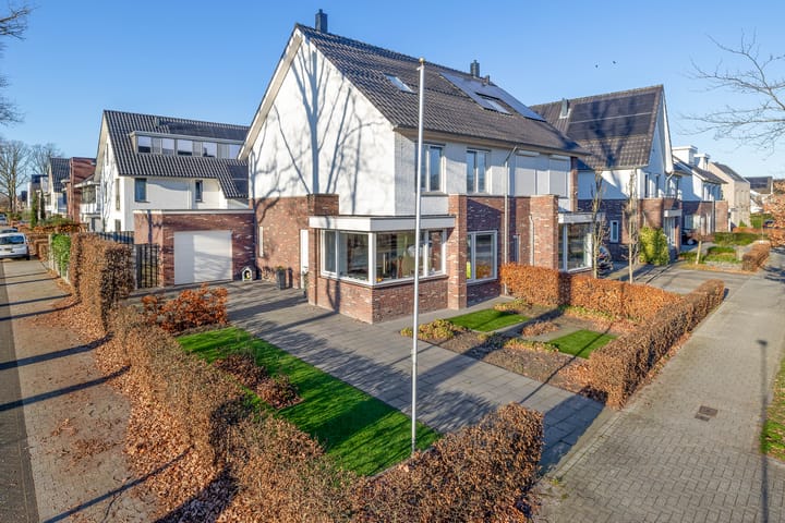 Libellenlaan 1 dans Son en Breugel photo