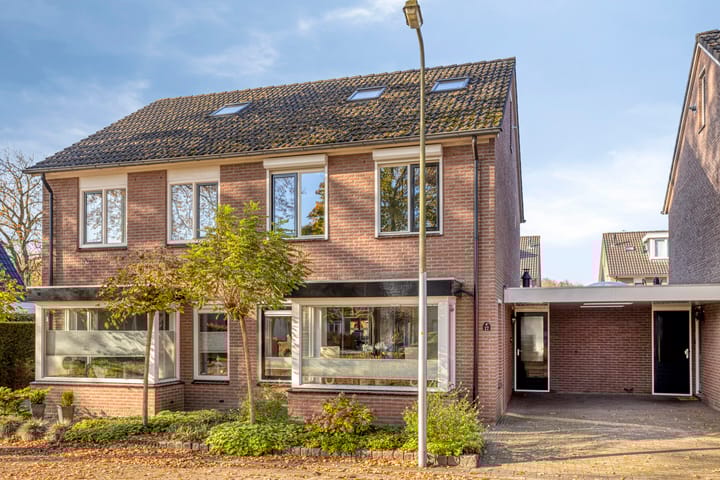 Libellestraat 17 in Hengelo Foto