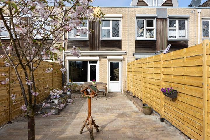 Ligusterlaan 197 in Winterswijk photo