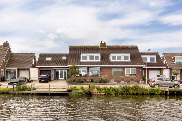 Lijnderdijk 239 in Lijnden Foto
