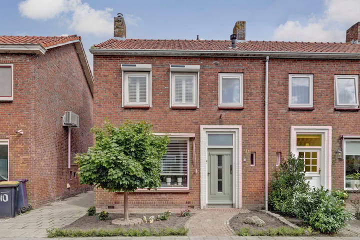 Lijsterbesstraat 8 in Nieuwerkerk Foto