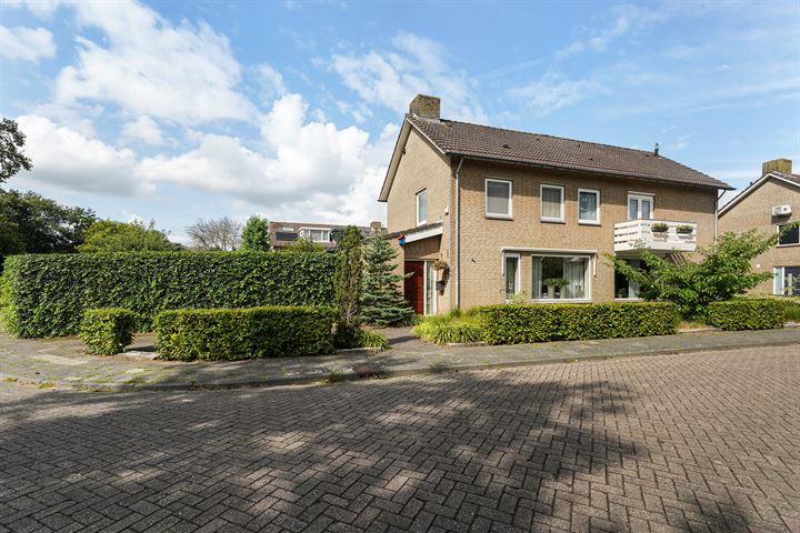 Lijsterbesstraat 8 en Nieuwkuijk foto