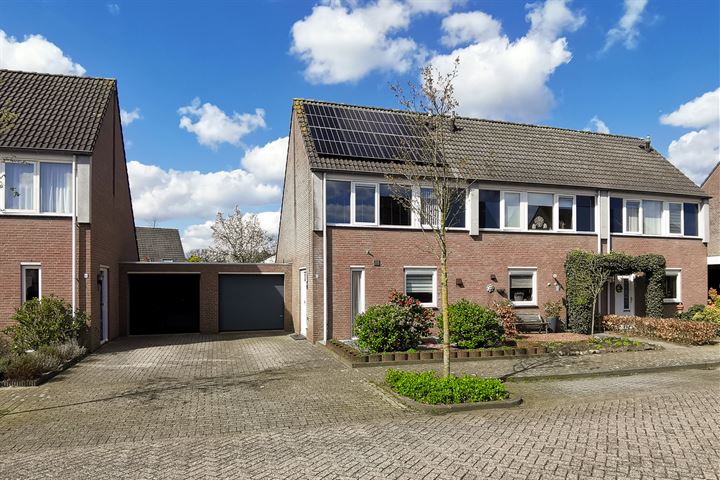 Lijsterlaan 12 in Baarle-Nassau foto