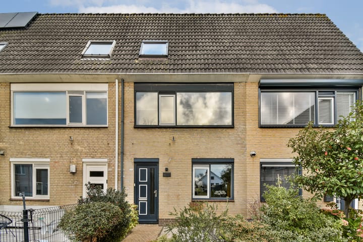 Lindendreef 91 in Vlaardingen photo