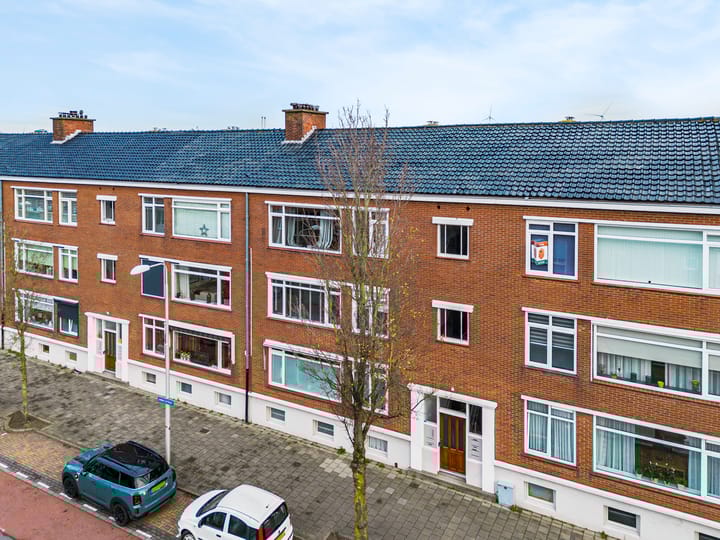 Linnaeusstraat 95 in IJmuiden photo