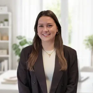 Photo of Linsey Claus