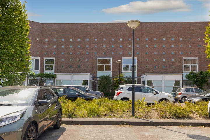 Litasweg 20 in Amsterdam photo