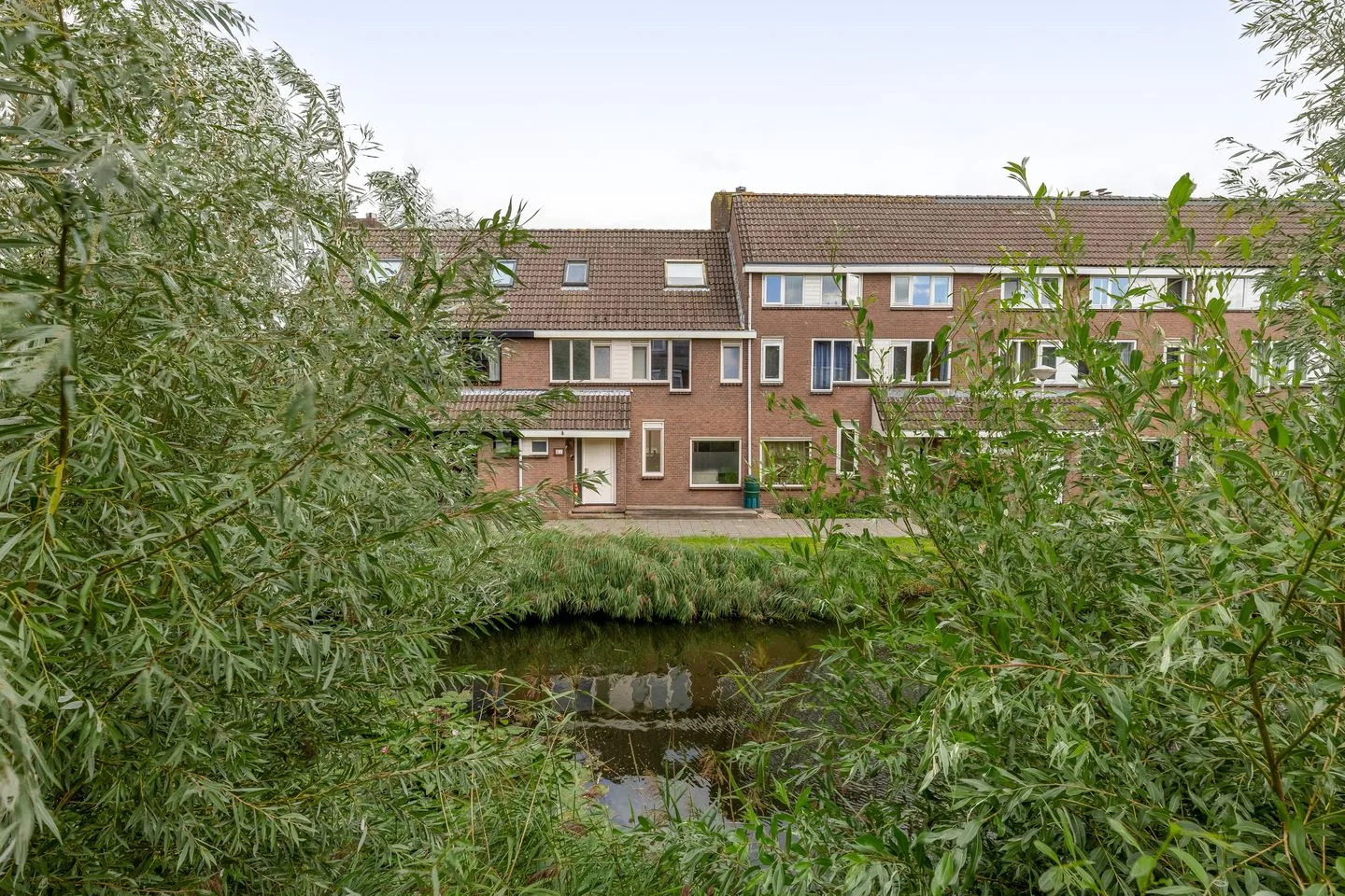 Loevestein 61 in Alphen aan den Rijn