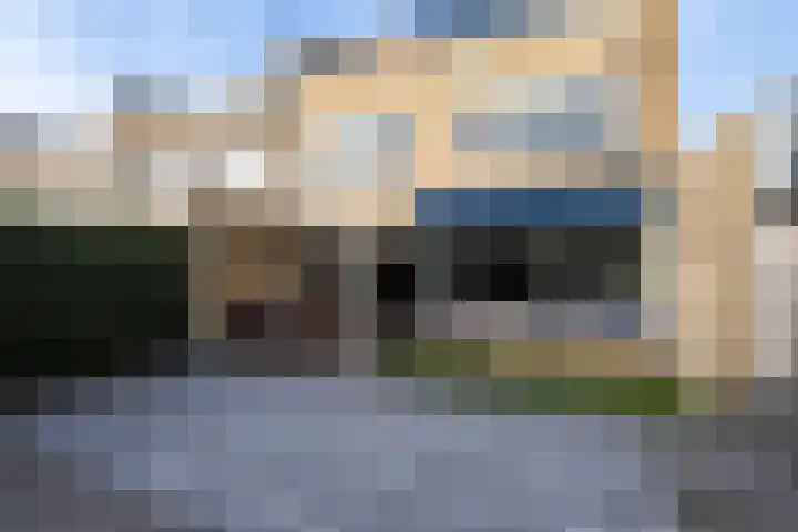 Logger 15 Maassluis thumbnail 24