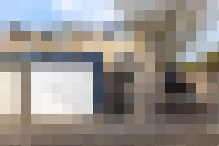 Logger 15 Maassluis thumbnail 4