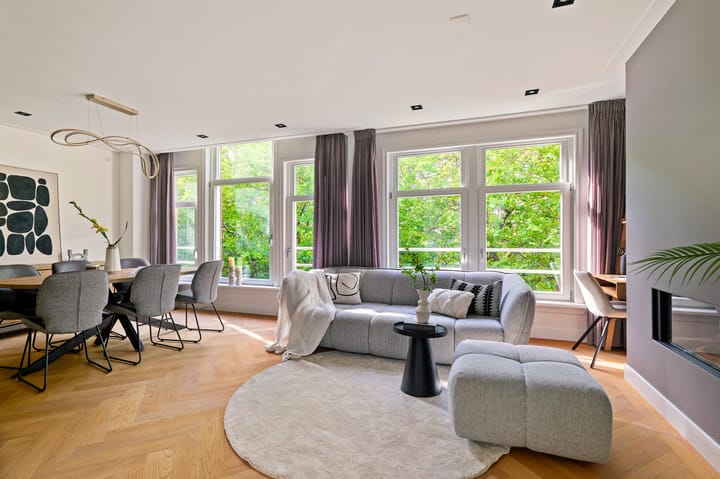 Lomanstraat 82-4 in Amsterdam photo