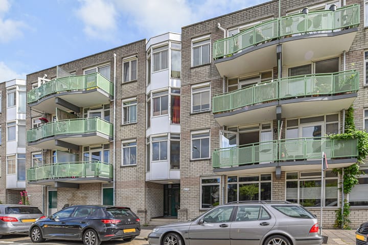 Loosduinse Uitleg 69 in 's-Gravenhage photo