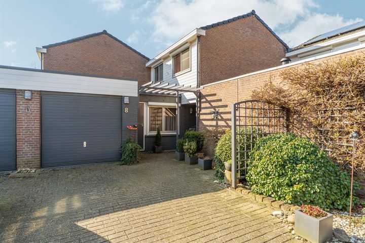 Looyenland 8 in Westervoort foto