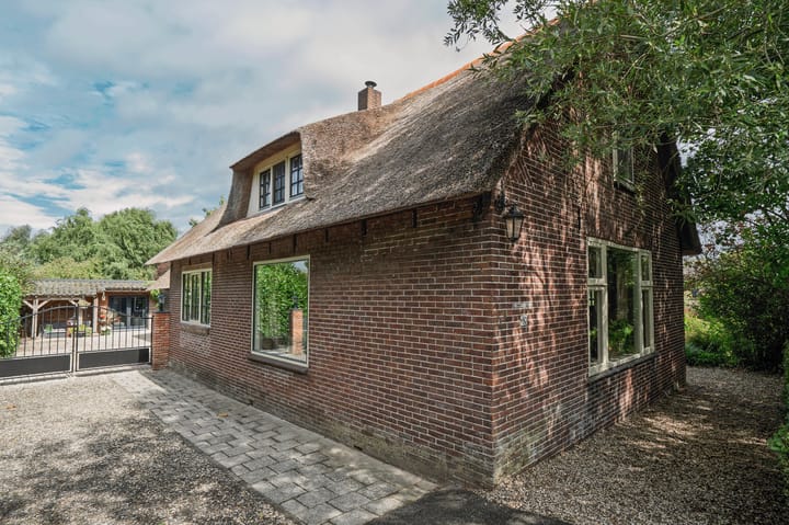 Lopikerweg west 97 en Lopik foto