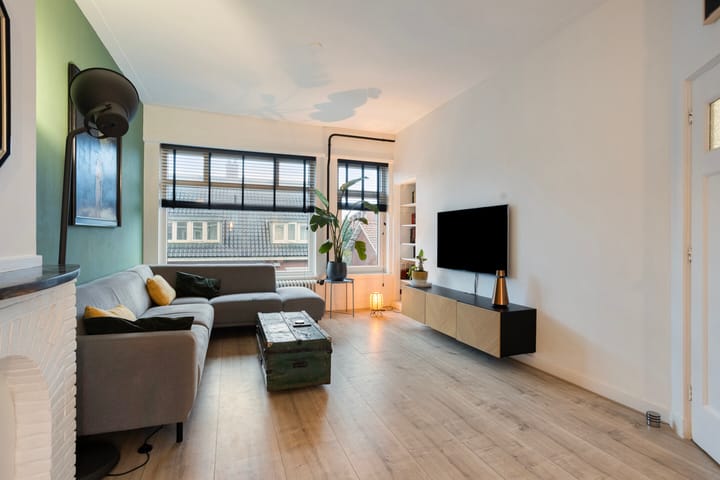 Photo of property Lorentzstraat 15b, Groningen