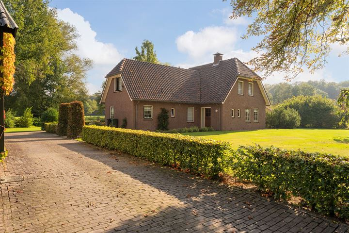 Lossersestraat 364 en Enschede foto