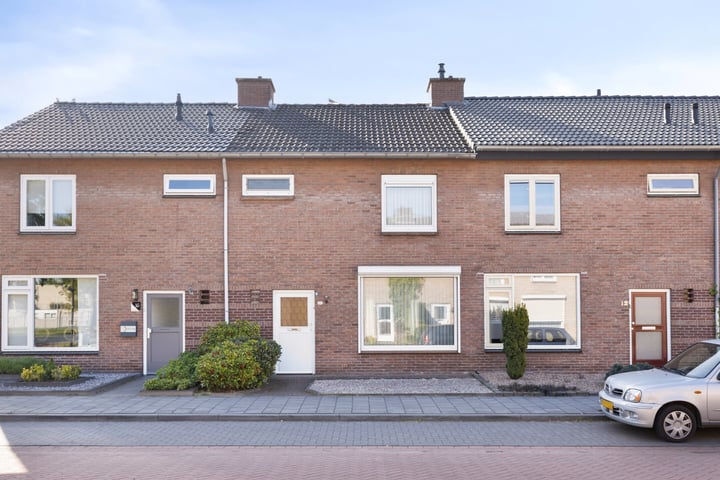 Lotusstraat 14 en Asten foto