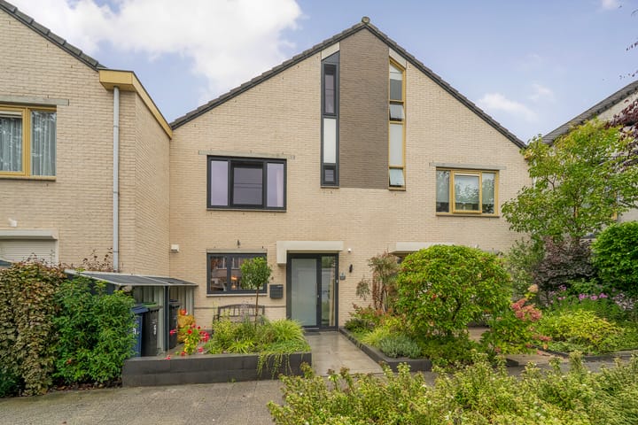 Lou Costellostraat 5 in Almere Foto