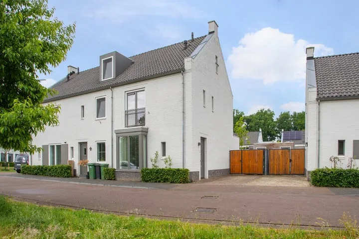 Lucashoef 8 Oost West en Middelbeers