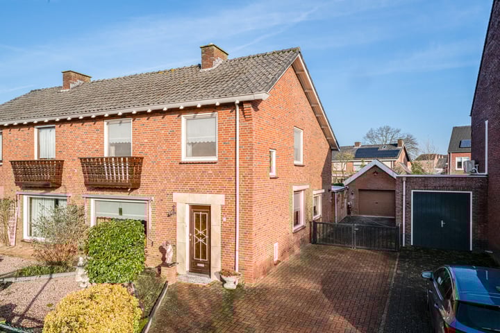 Ludgerusstraat 4 in Didam Foto