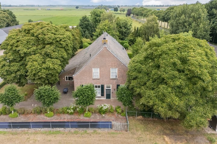 Luiten Ambachtstraat 37 in Raamsdonk Foto