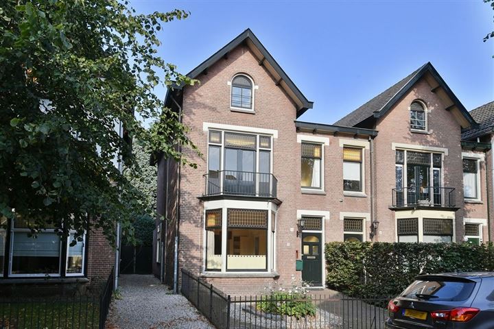 Luitgardeweg 26 in Hilversum foto