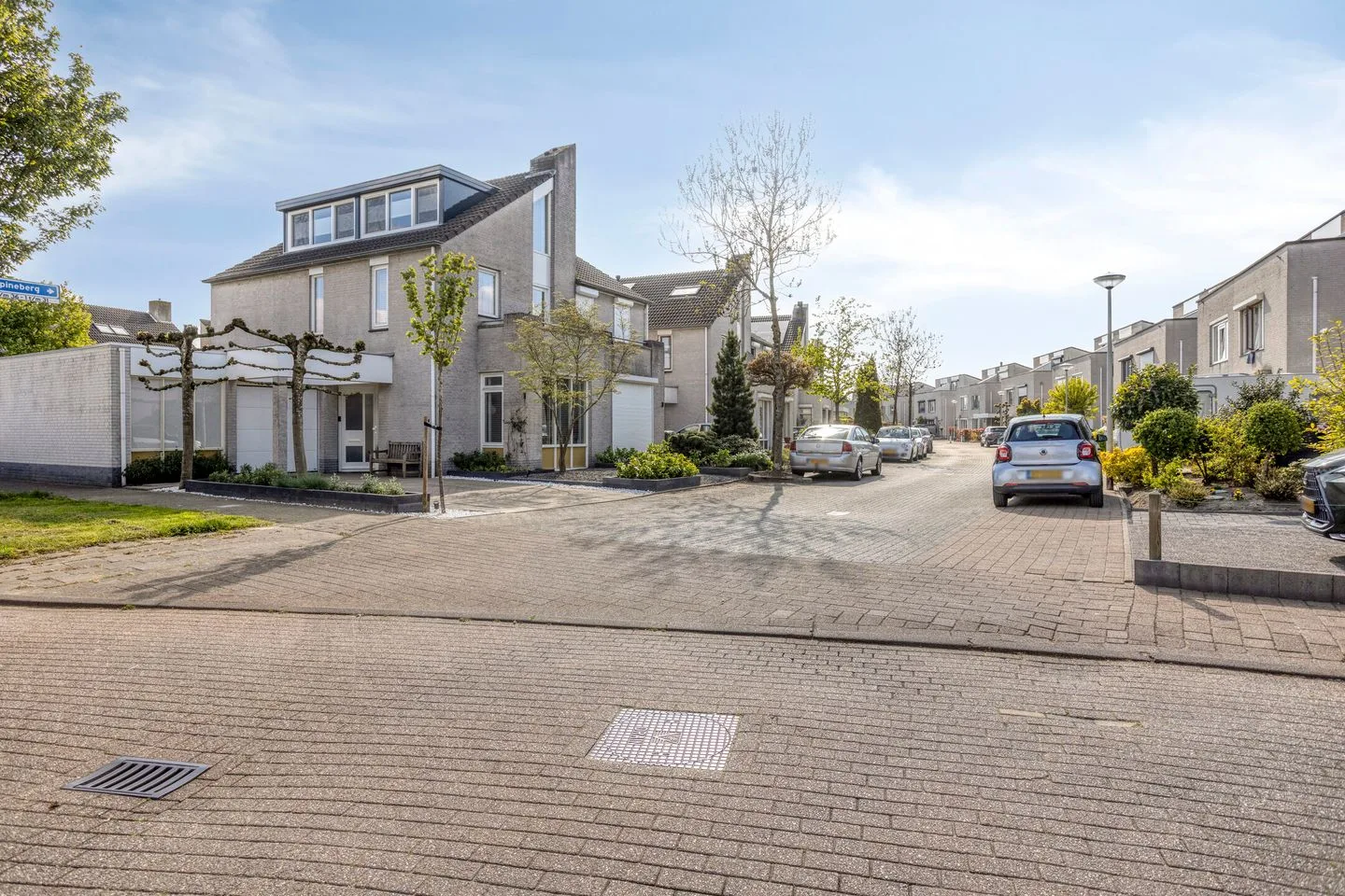 Lupineberg 1 Roosendaal thumbnail 58