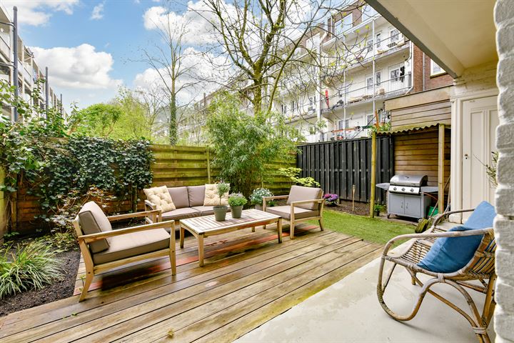 Lutmastraat 196-H in Amsterdam photo