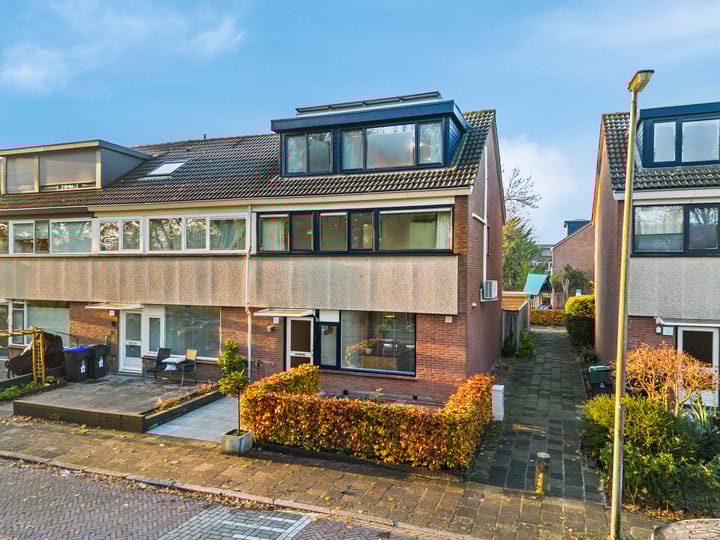 Luykendreef 14 in Leiderdorp Foto