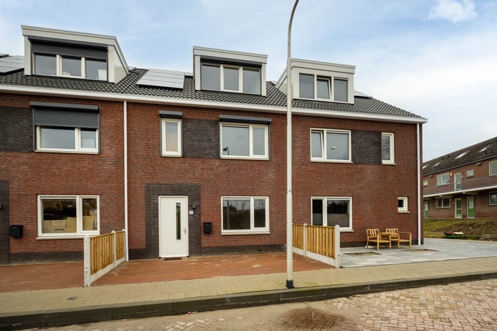 M.A. de Ruijterstraat 4 in Sint-Maartensdijk photo