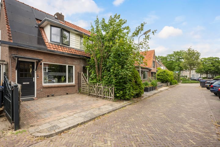 M A de Ruyterstraat 27 in Meppel