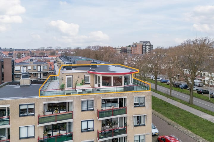 M.H. Tromphof 62 in Katwijk photo