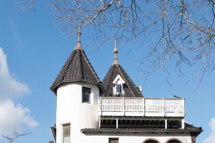 M.H. Trompstraat 1 in Utrecht photo