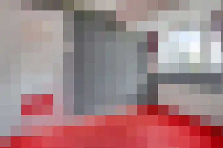 M.H.Trompstraat 33 Goes thumbnail 22
