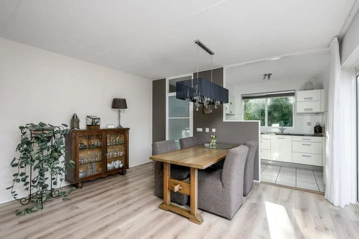 M. Ruyshof 19 Almere thumbnail 13