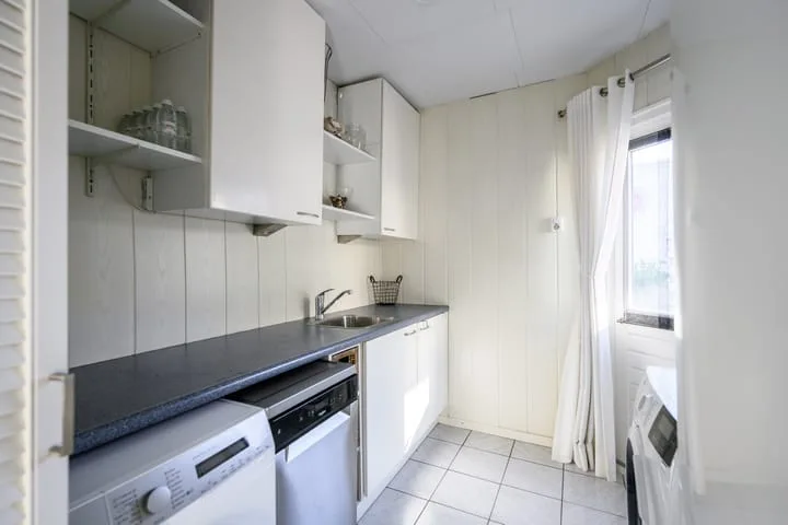 M. Ruyshof 19 Almere thumbnail 18