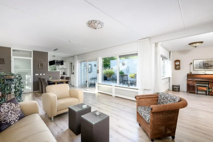 M. Ruyshof 19 Almere thumbnail 24