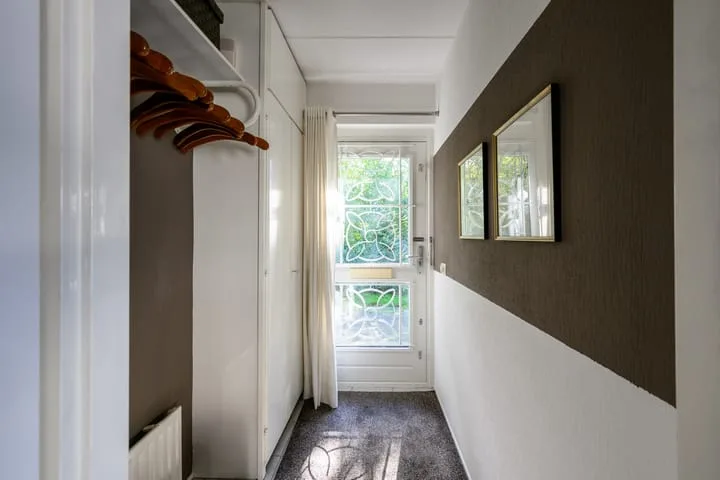 M. Ruyshof 19 Almere thumbnail 9