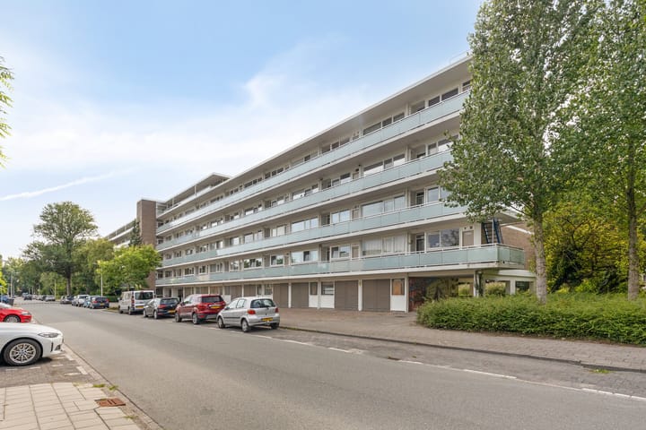 Maarten Lutherweg 117 in Amstelveen foto