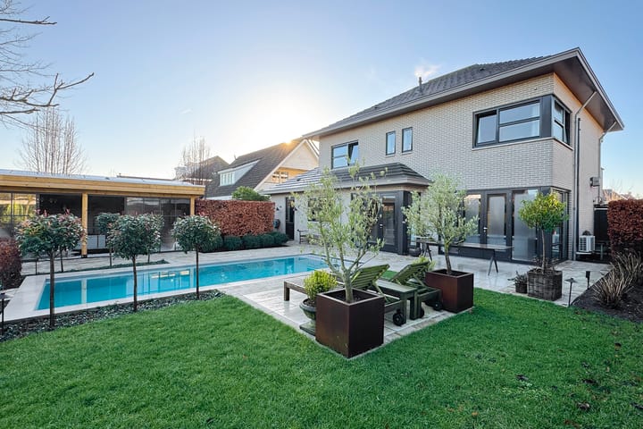 Maartenskreek 8 in Willemstad Foto