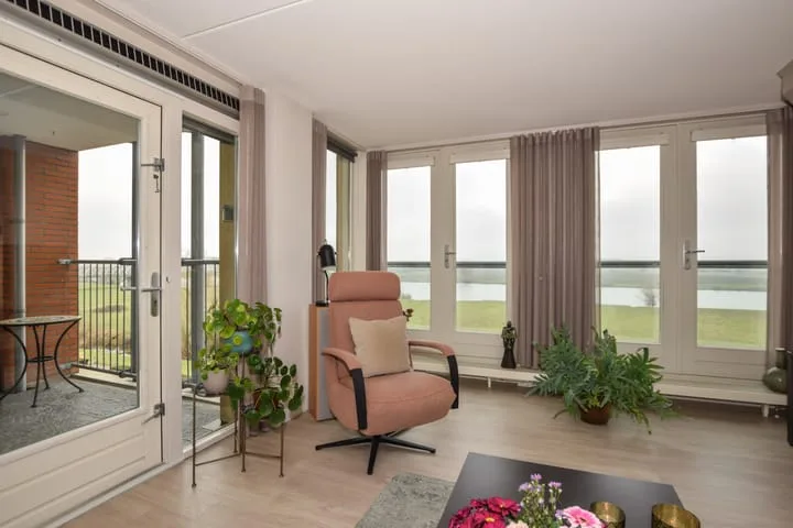 Maasboulevard 81 's-Hertogenbosch thumbnail 10