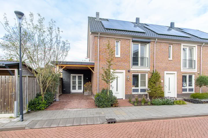 Photo of property Maasgaard 14, Wijk en Aalburg