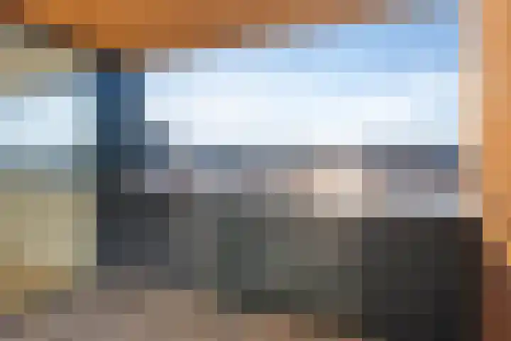 Maashaven N.z. 613 en Rotterdam