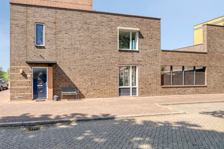 Maassingel 118 in IJsselstein photo